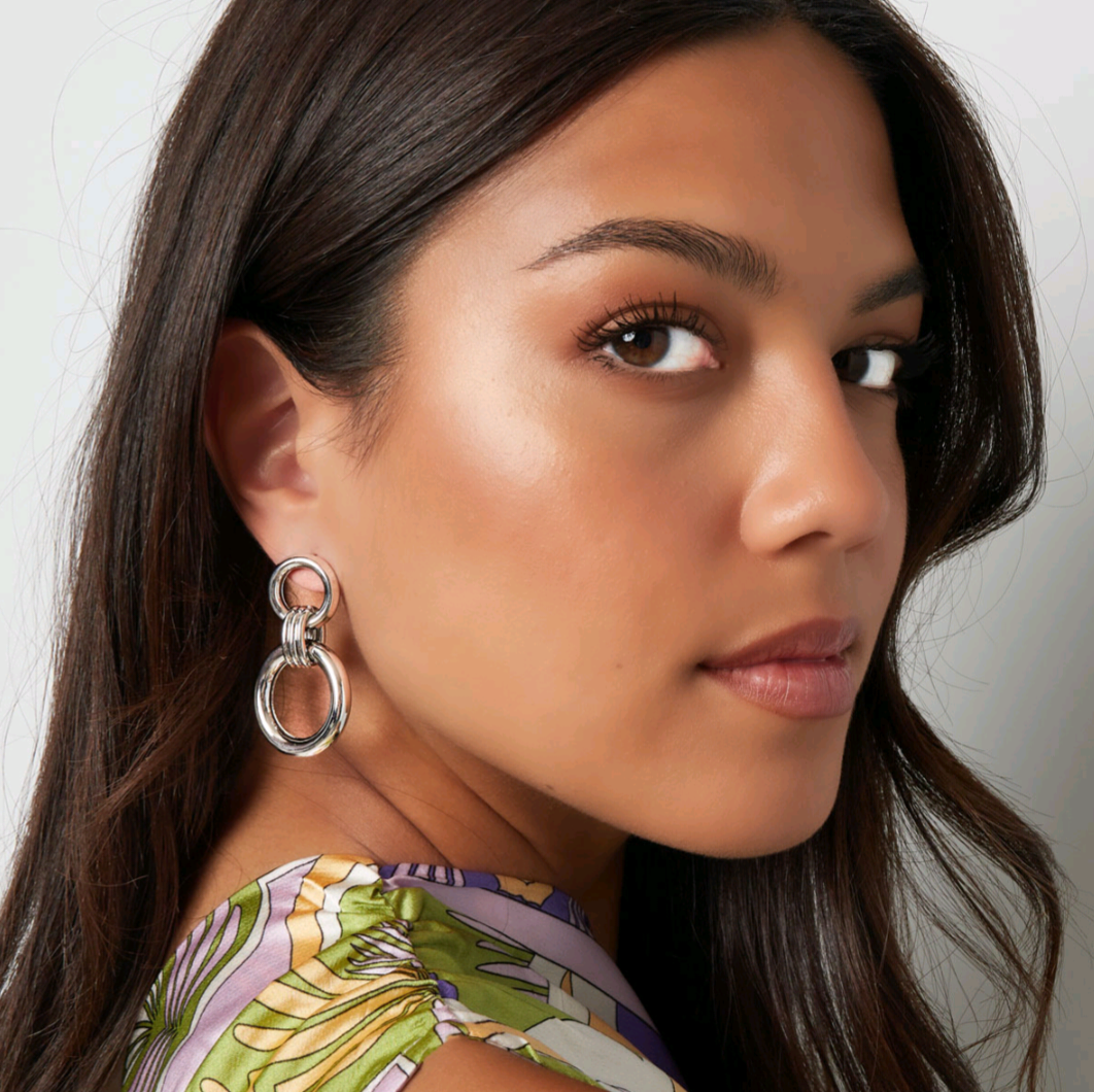 Oorbellen verbonden cirkels - zilver