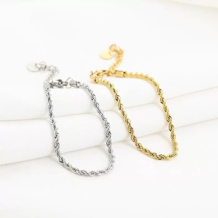 Basic gedraaide armband - zilver