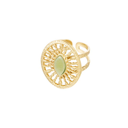 Ring rond barok met steen - lichtgroen