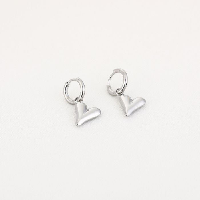Basic hartjes oorbellen - zilver