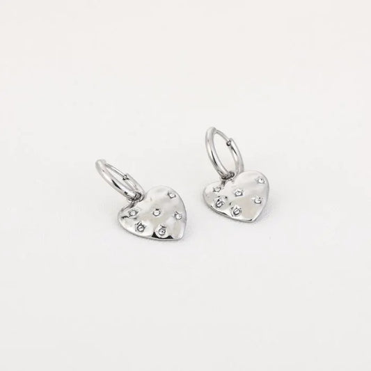 Hartjes oorbellen met diamantjes - zilver