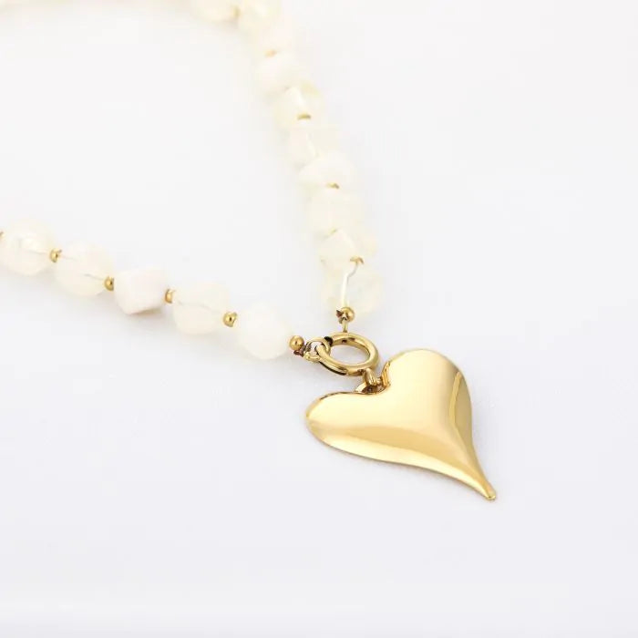 Natuurstenen ketting met hart - beige